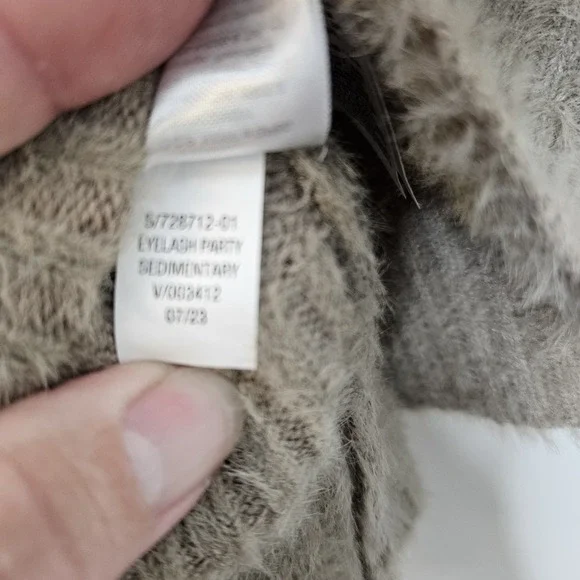 Old Navy Women's Pullover Sweater Large  Soft Long Sleeve Beige - Picture 5 of 5